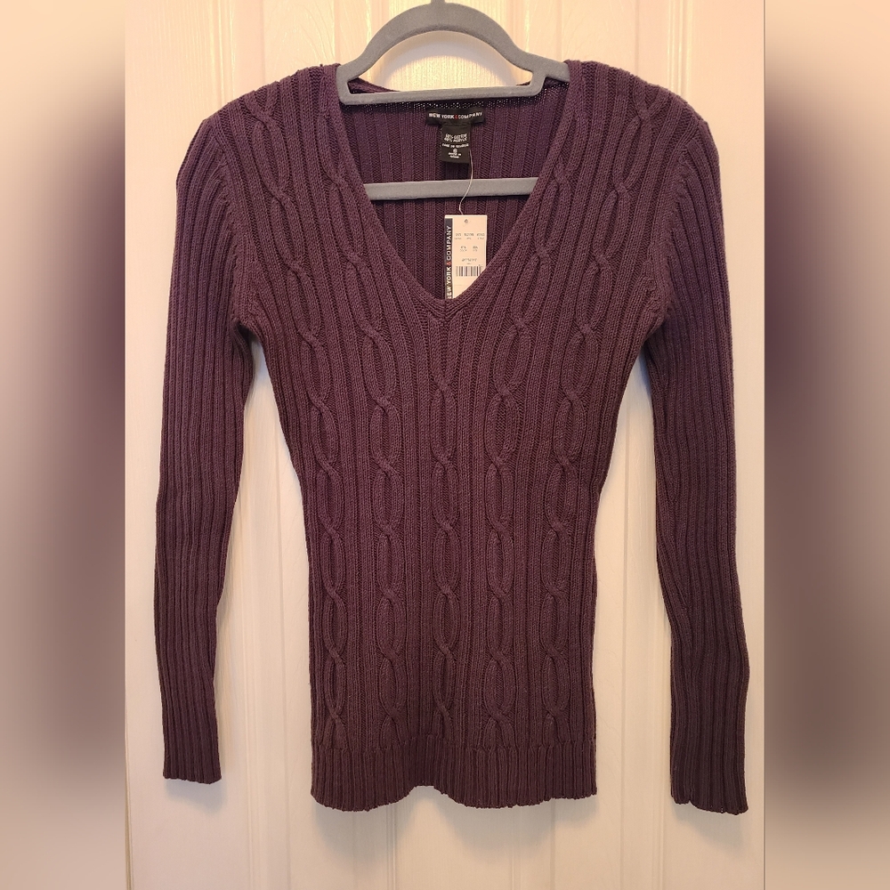 New York & Co. Ladies Brown Long Sleeve V-Neck Cable Knit Sweater Size S NEW!